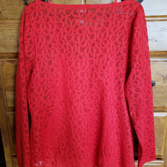 LANE BRYANT Red Long sleeve Allover Lace Peplum Waist Top w/ Camisole Sz 16 - Picture 2 of 5